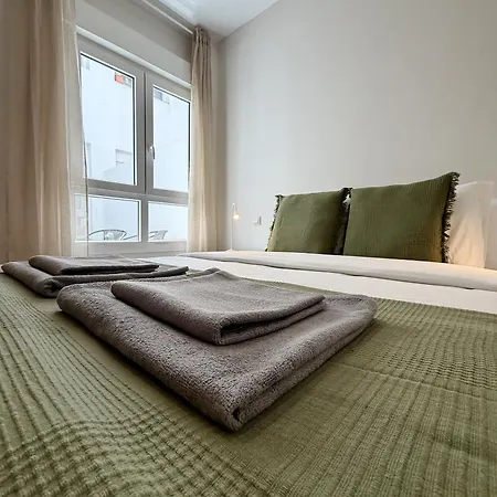 Apartment Dragos 105